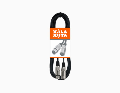 Cabo XLR com conectores machos e fêmeas, embalagem da marca Kala Kuta.