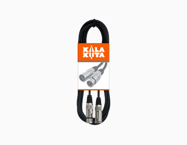 Cabo XLR com conectores machos e fêmeas, embalagem da marca Kala Kuta.